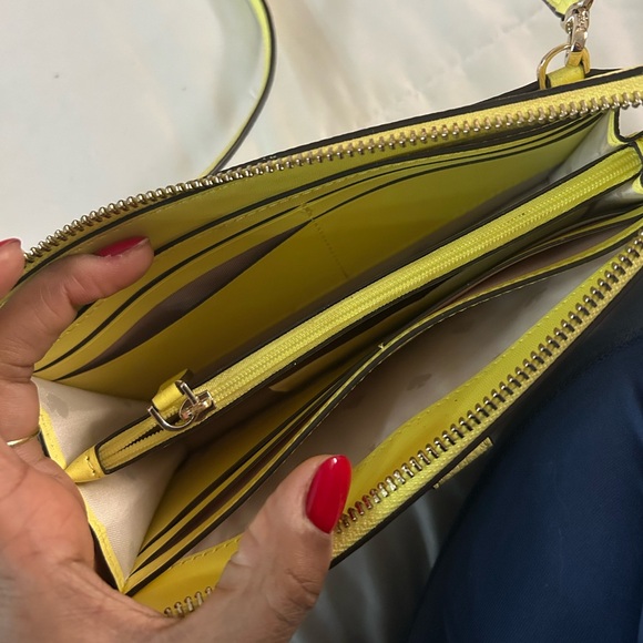 Kate Spade Crossbody - Picture 4 of 4